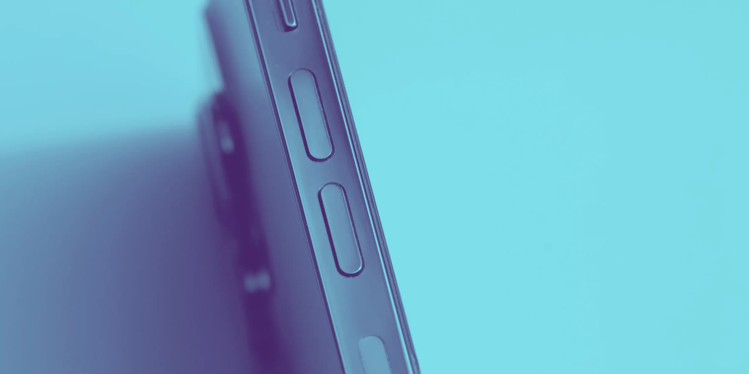 Detailní pohled na mobilní telefon