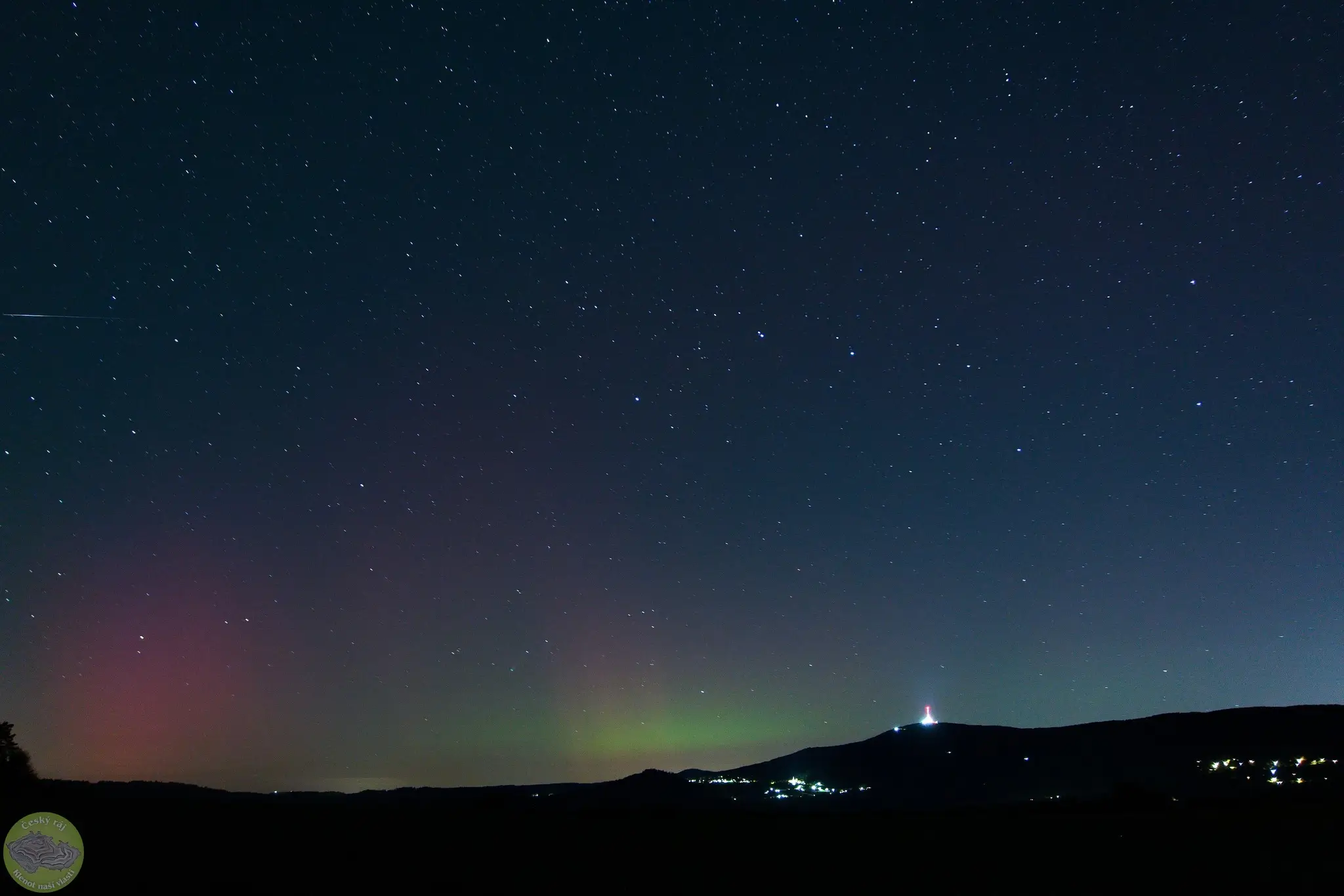 Noční polární záře